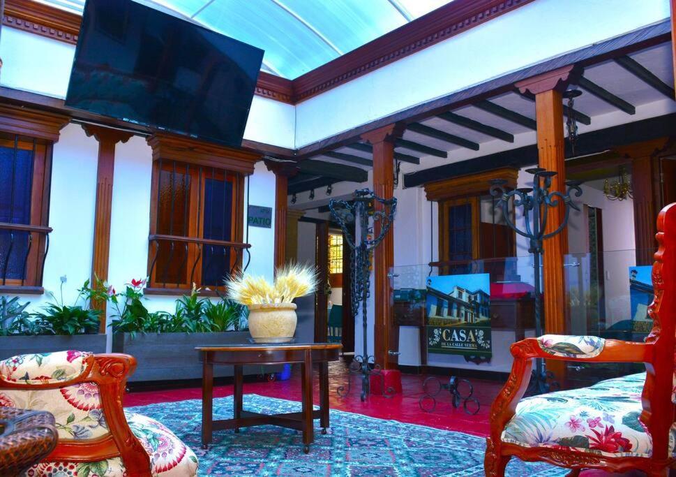 Lujosa Casa Colonial Privada En La Candelaria Bogotá