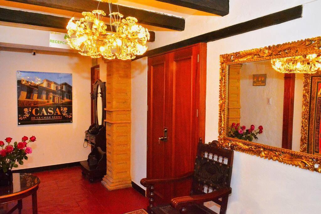 Lujosa Casa Colonial Privada En La Candelaria Apartamento Bogotá