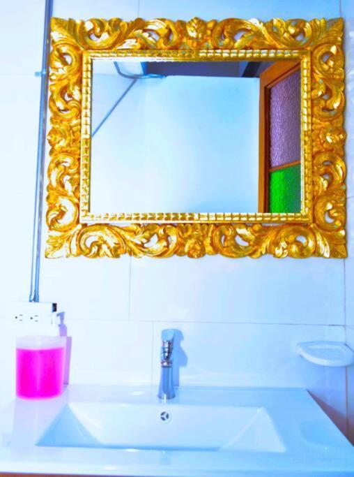 Apartamento Lujosa Casa Colonial Privada En La Candelaria *