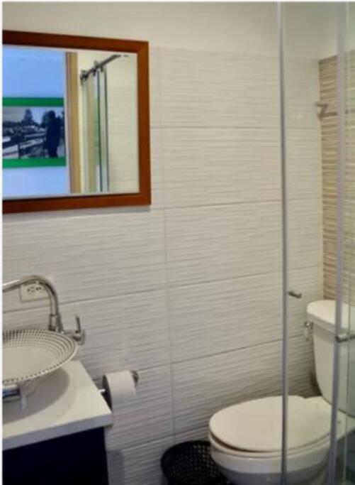 Apartamento Amplio Con Servicios Incluidos Bogotá