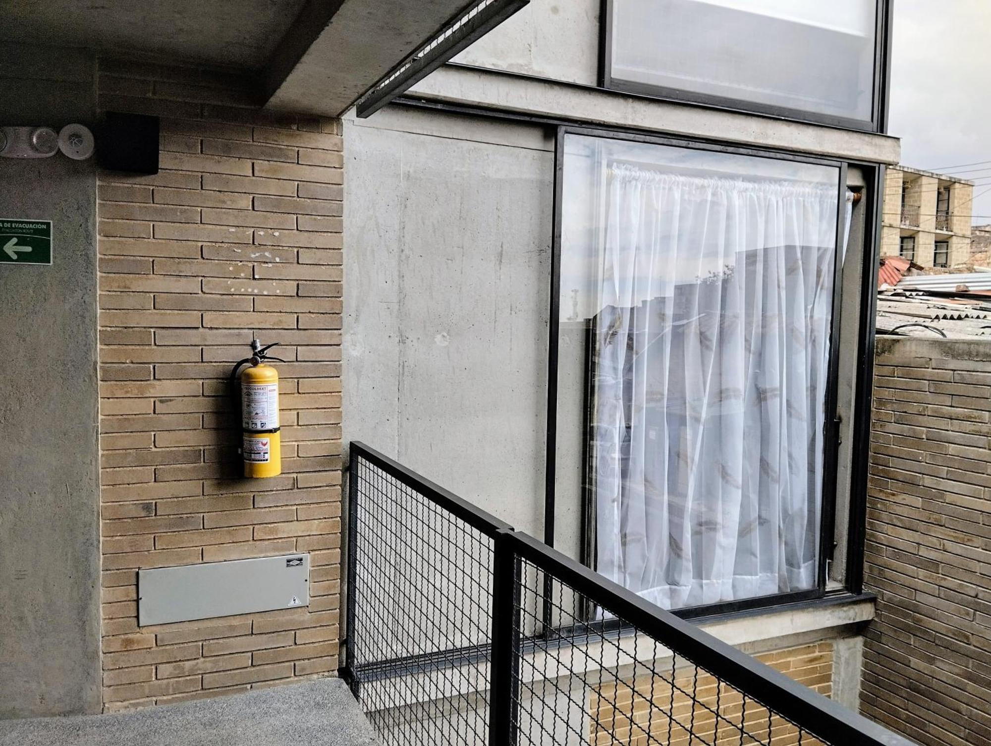 Comodo Loft Diseno Industrial Con Terraza Privada Apartamento Bogotá