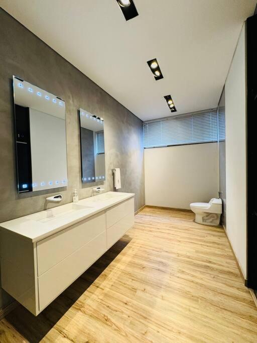 Pent-house Exclusivo En Chico, Apartamento *