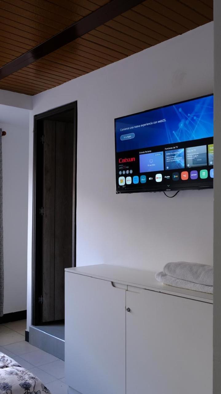Oasis Aparthotel *
