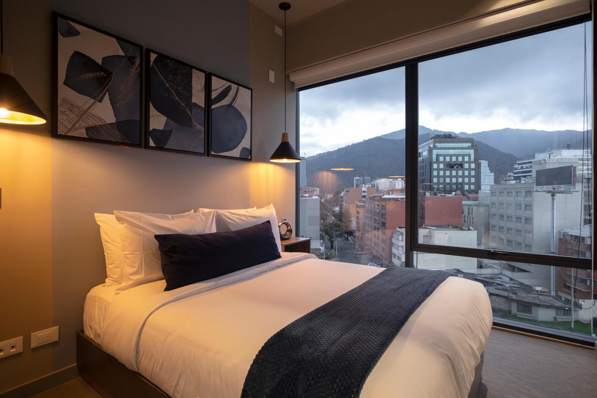 Cozy Pool, Sauna, Gym& Cowork Apartamento Bogotá