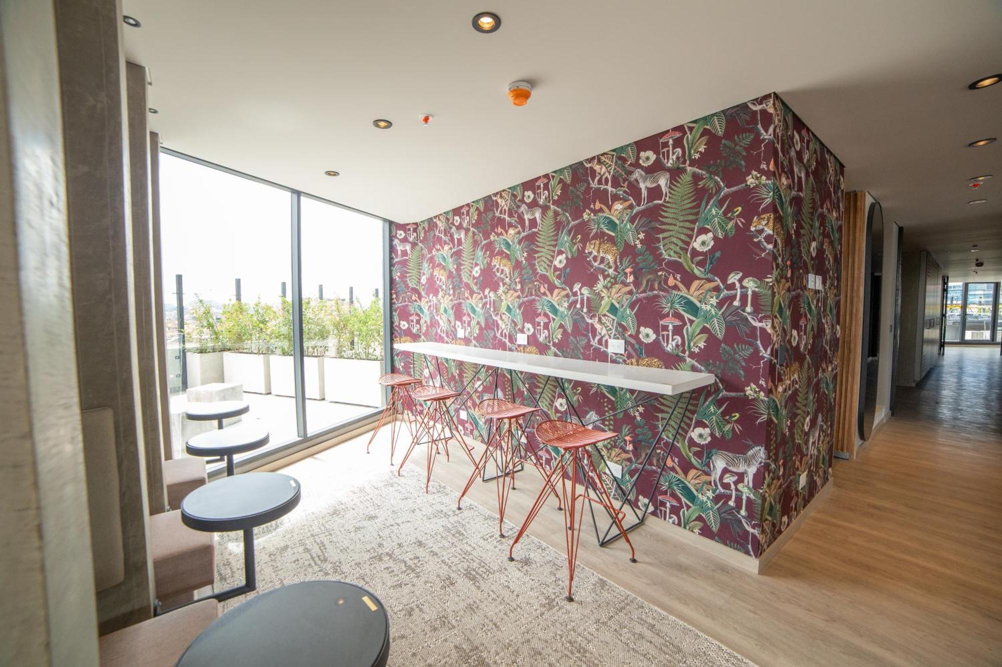 Cozy Pool, Sauna, Gym& Cowork Bogotá