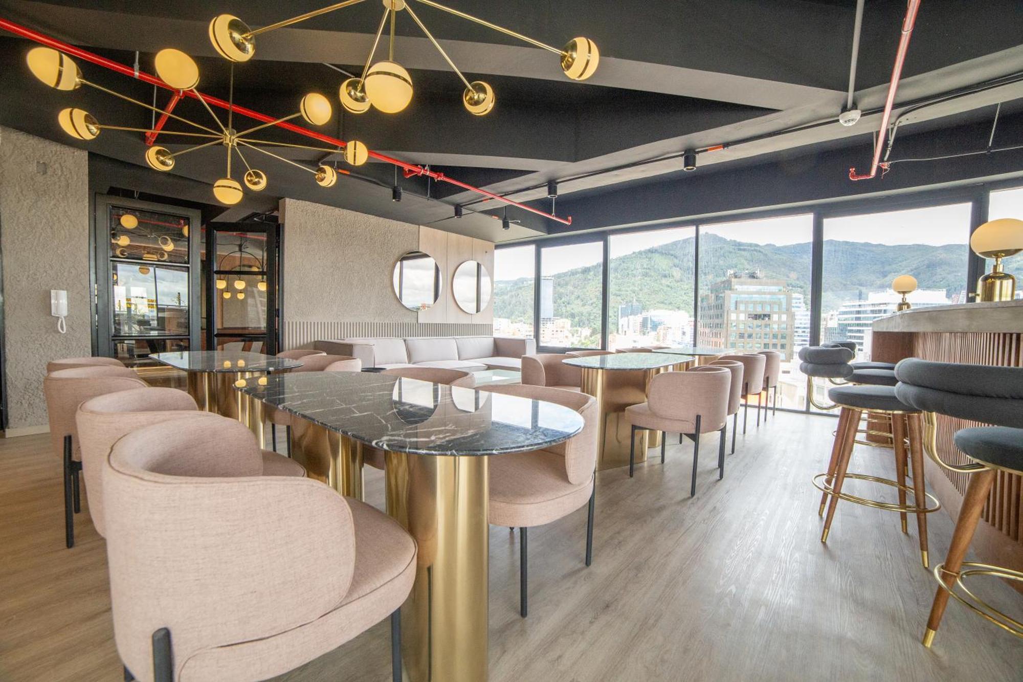 Cozy Pool, Sauna, Gym& Cowork Apartamento Bogotá