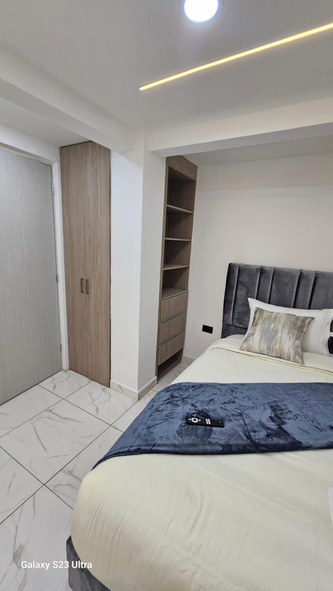 Hotel West 3*