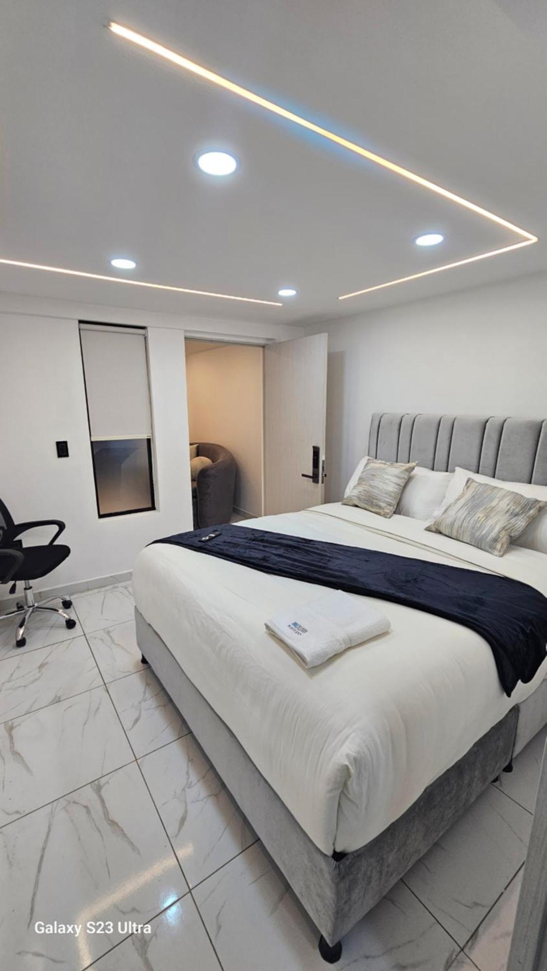 West 3* Bogotá