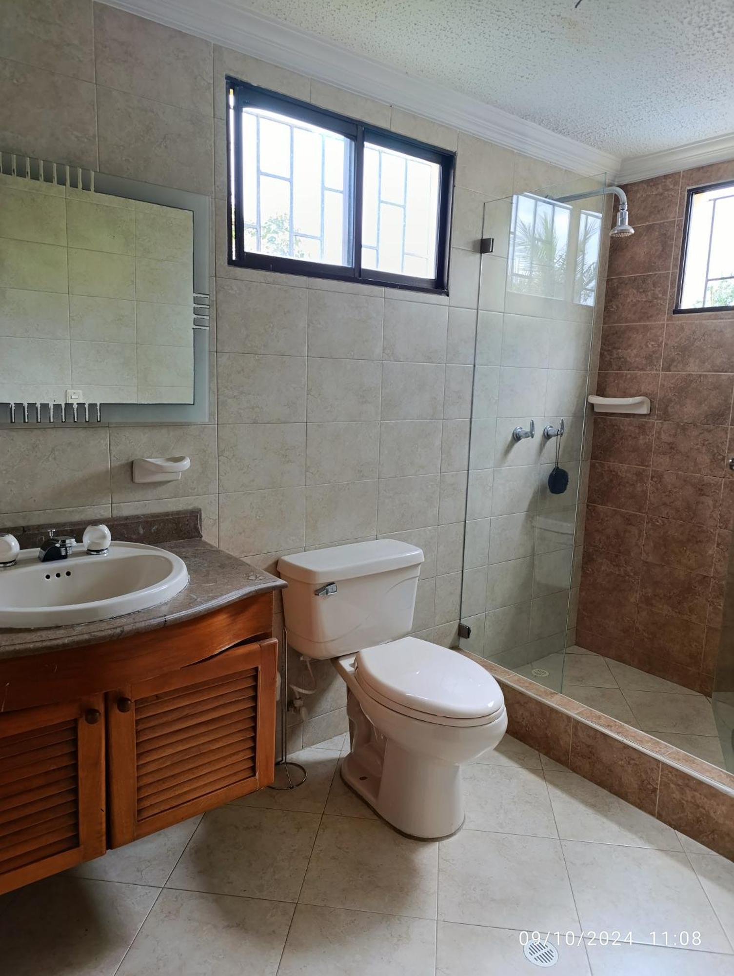 Hermosa Casa Tranquila, Elegante Y Pensión Bogotá