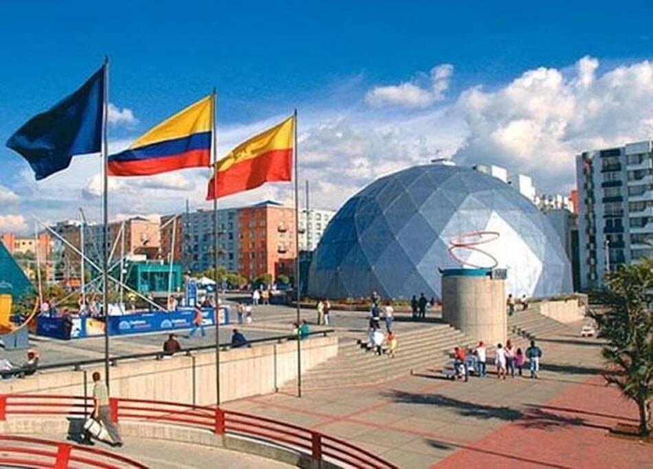 Сasa de vacaciones Travelers House 5 Minutes Close To The Airport