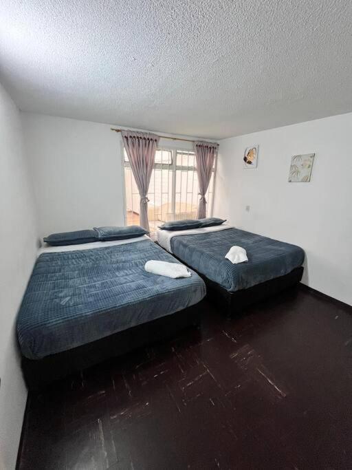 Travelers House 5 Minutes Close To The Airport Bogotá