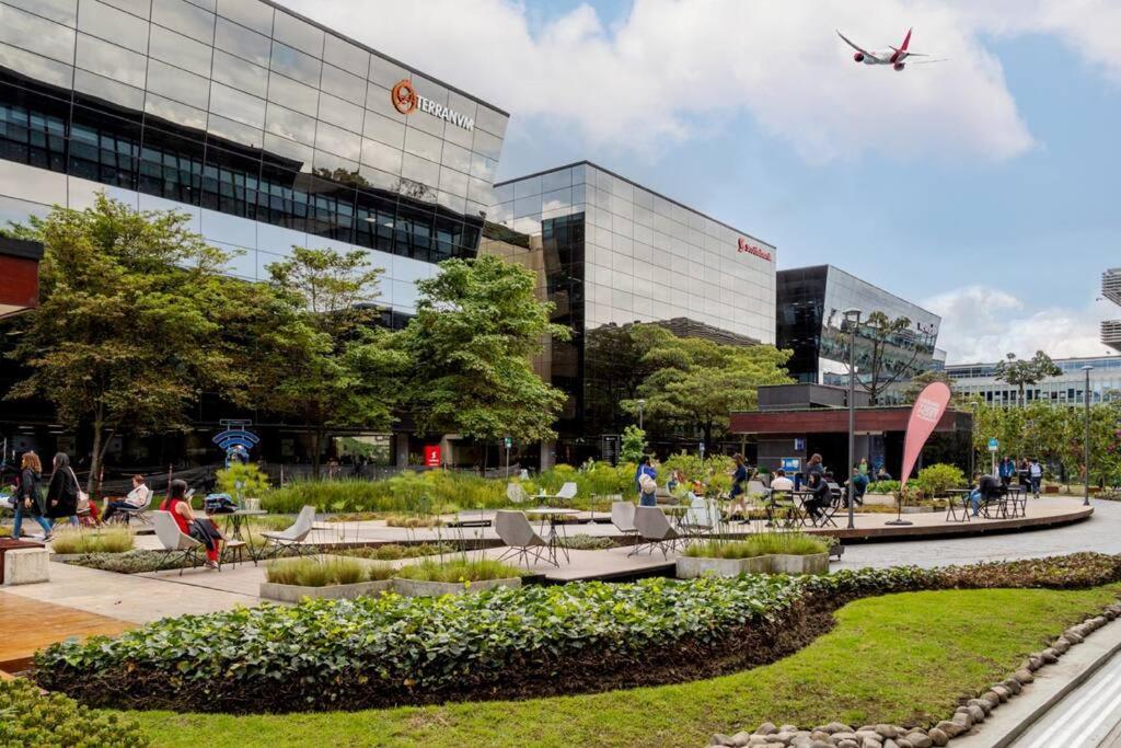 Сasa de vacaciones Travelers House 5 Minutes Close To The Airport Bogotá