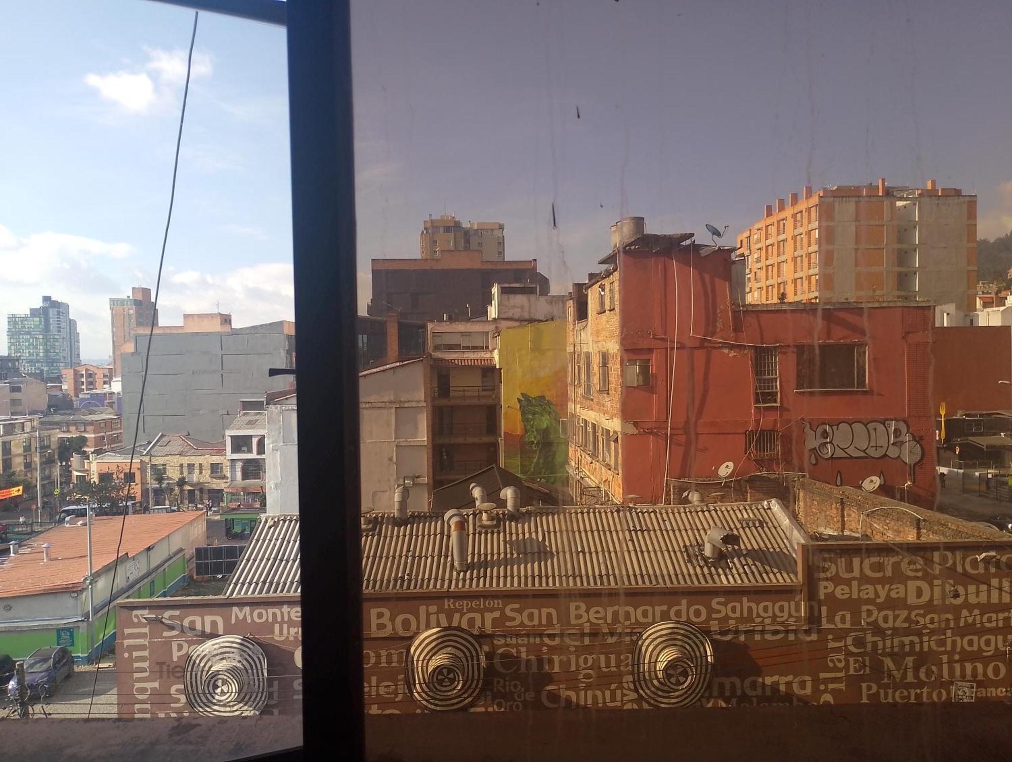 Hola, Comparto Apartamento