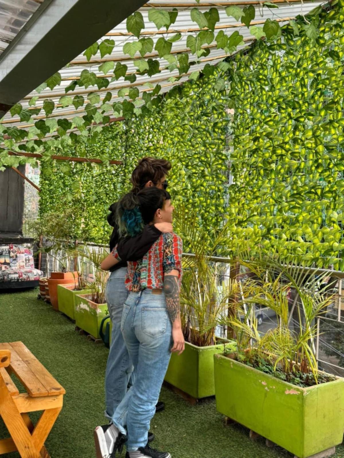 Backpackers - La Terraza