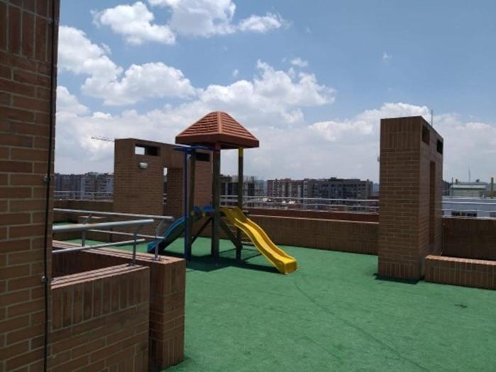 En Cedritos, 3 Habitaciones, 96 Metros Apartamento Bogotá