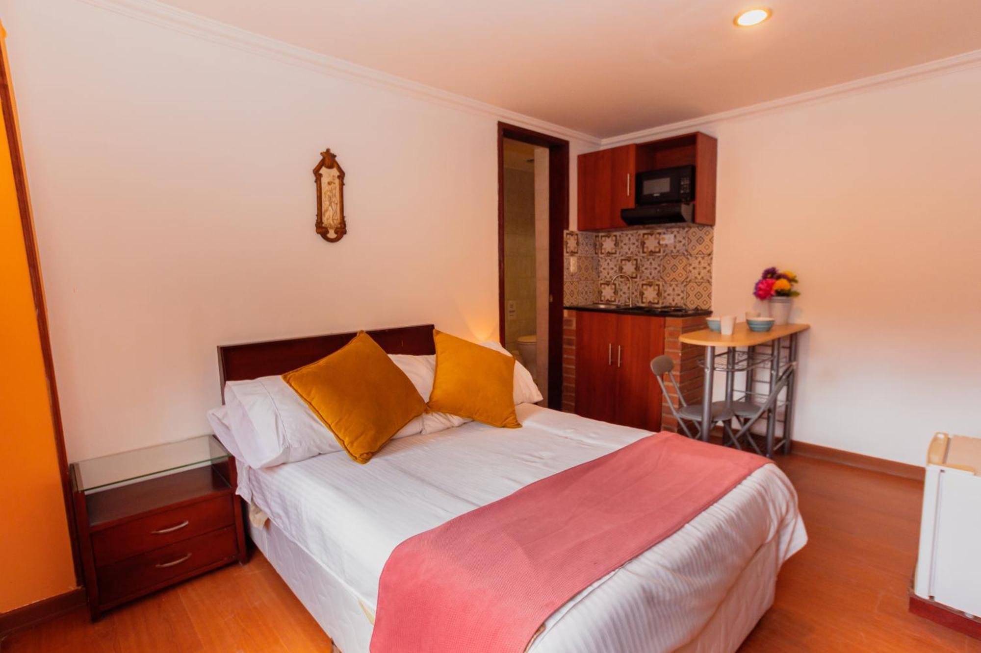 Apartasuites Plaza Antigua Bogotá