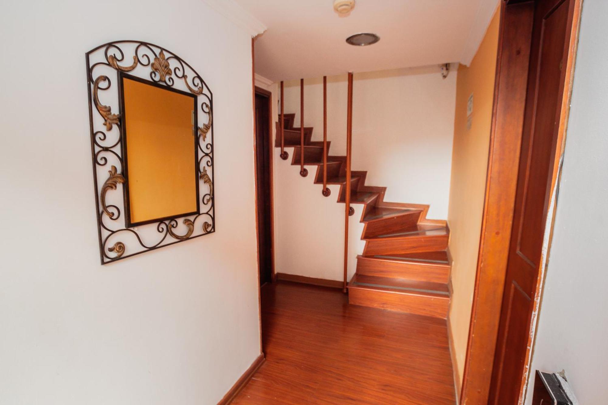 Apartahotel Apartasuites Plaza Antigua