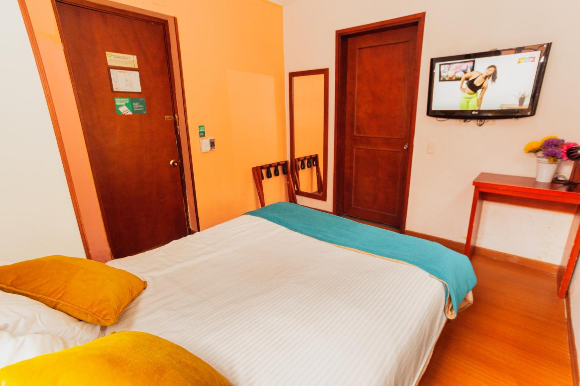 Apartahotel Apartasuites Plaza Antigua Bogotá
