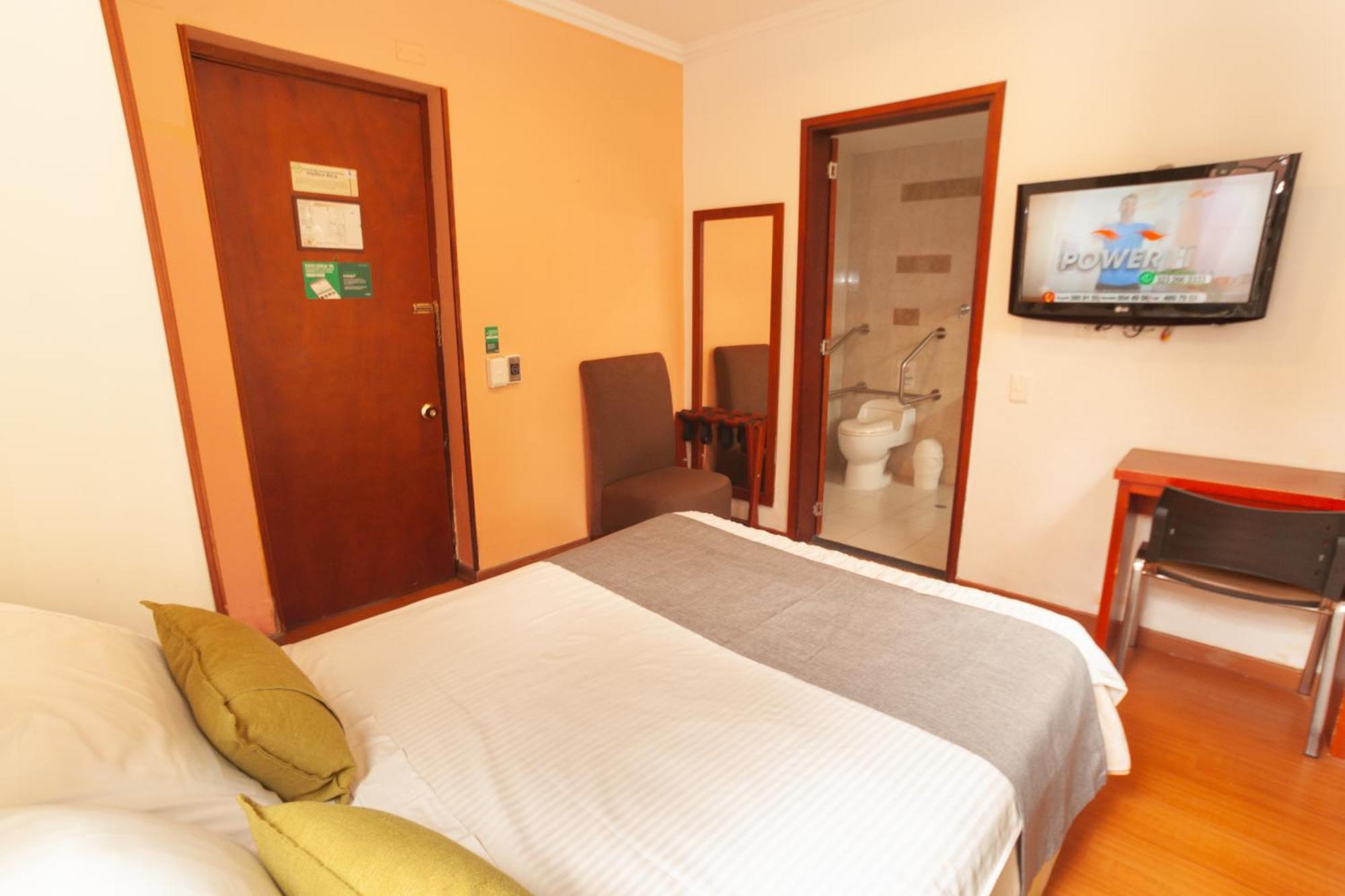 Apartasuites Plaza Antigua * Bogotá