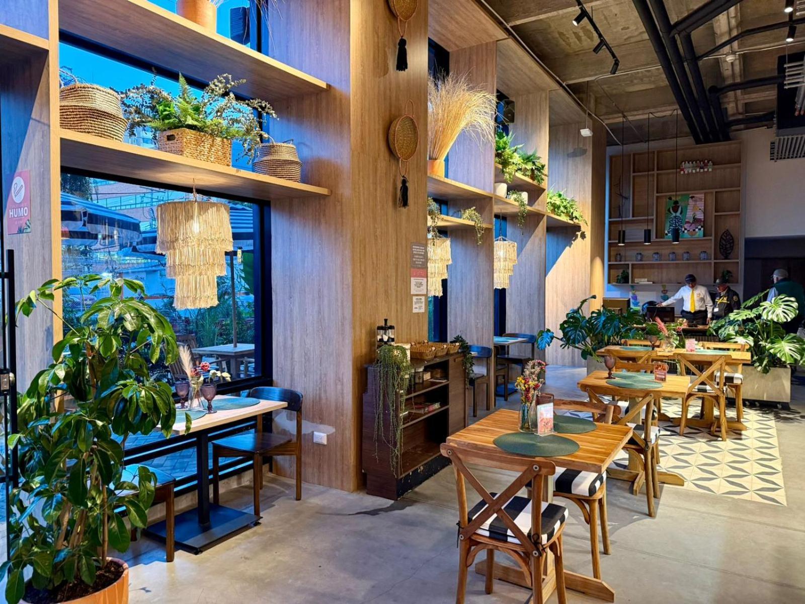 Loft Street 77