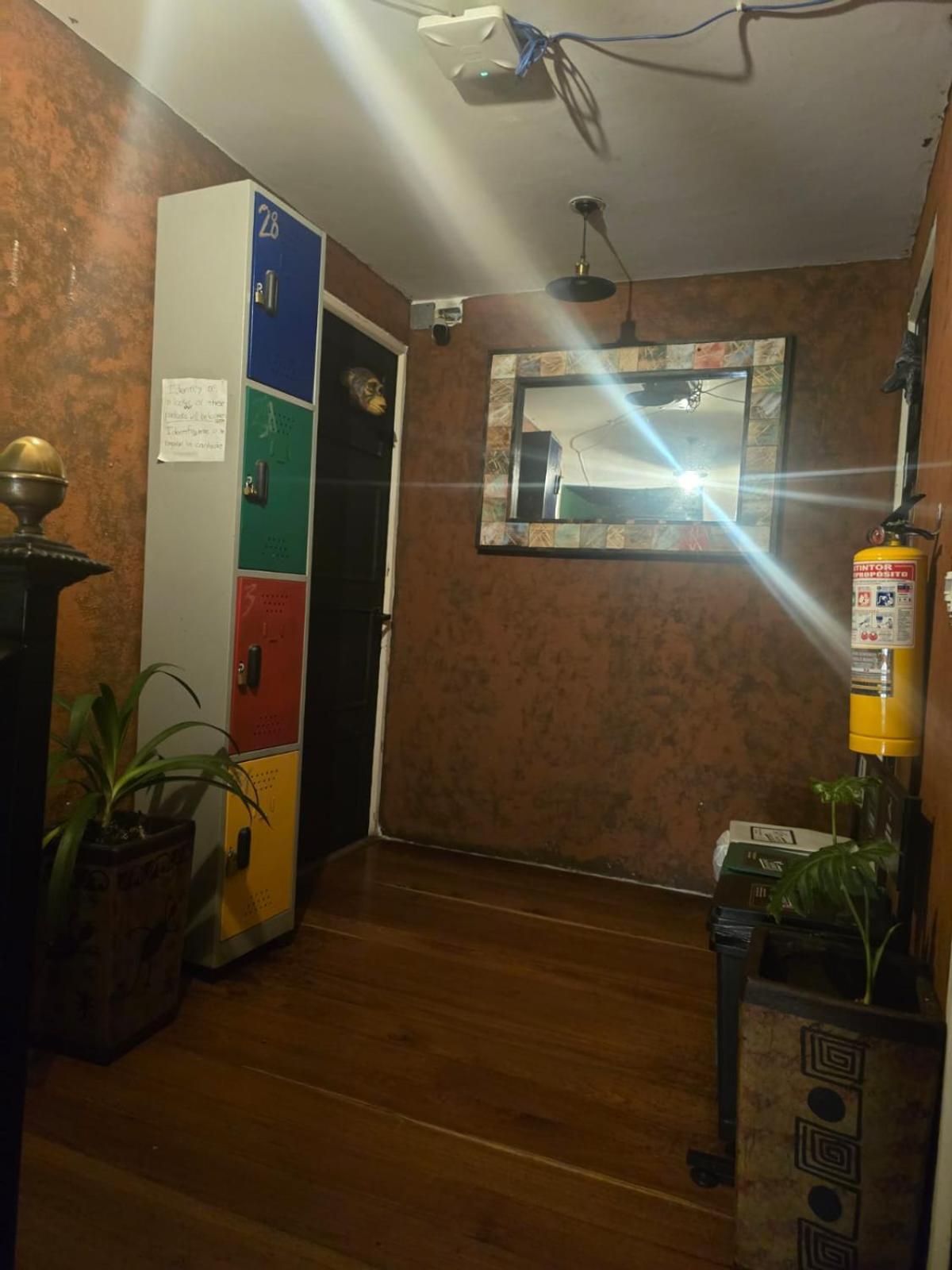 Portelli Hostal-zona G Para Extranjeros