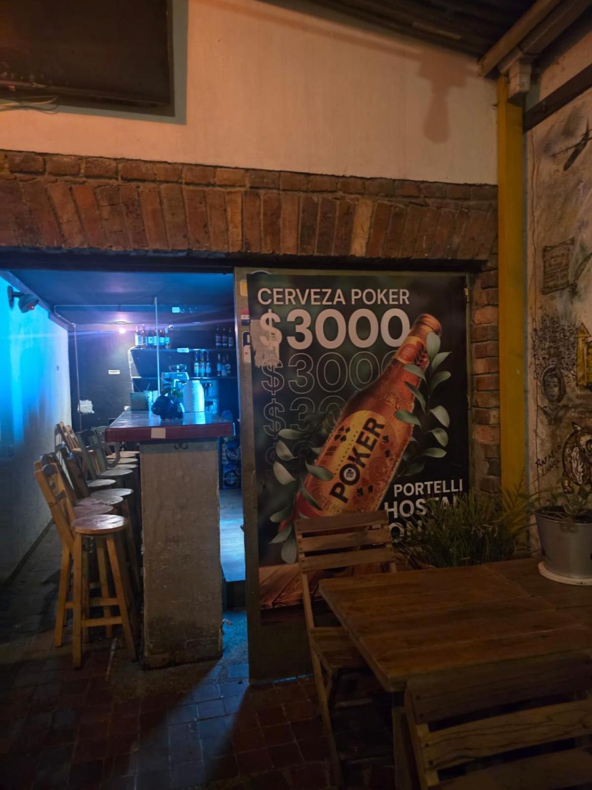 Hostal Portelli Hostal-zona G Para Extranjeros *