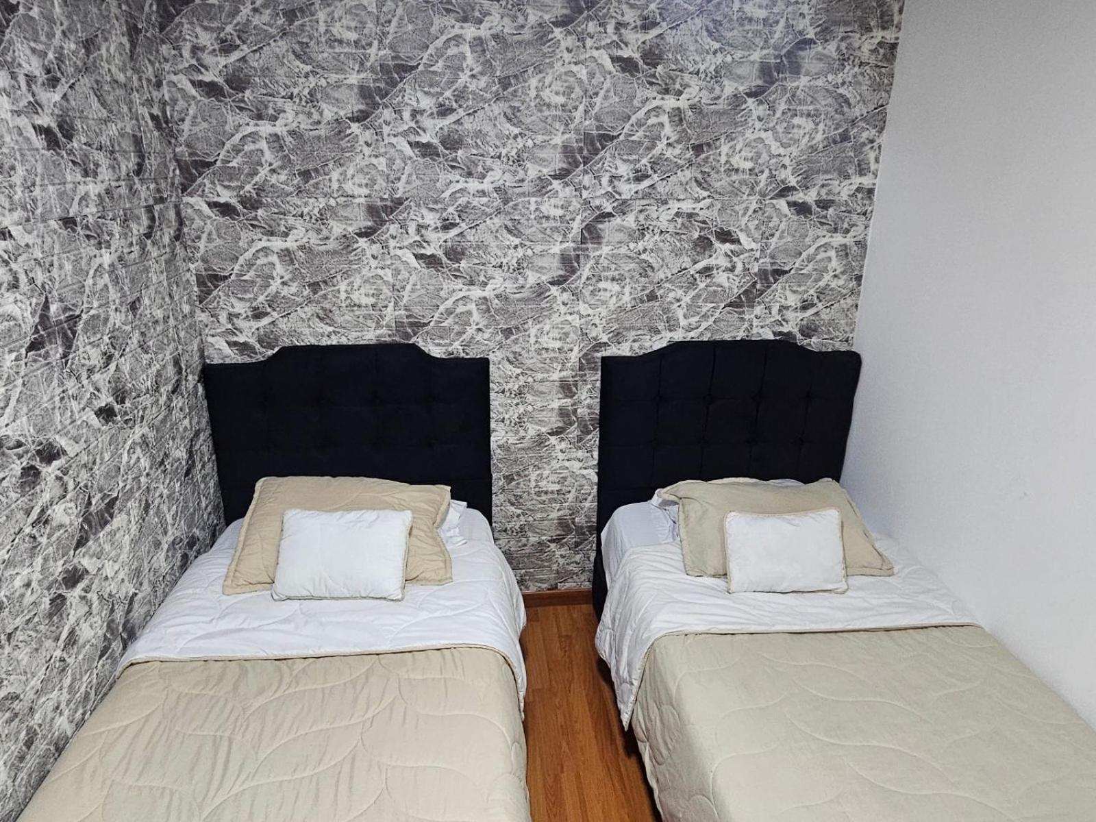 Bed and breakfast Colisseum Roma - El Cubo Movistar Campin *