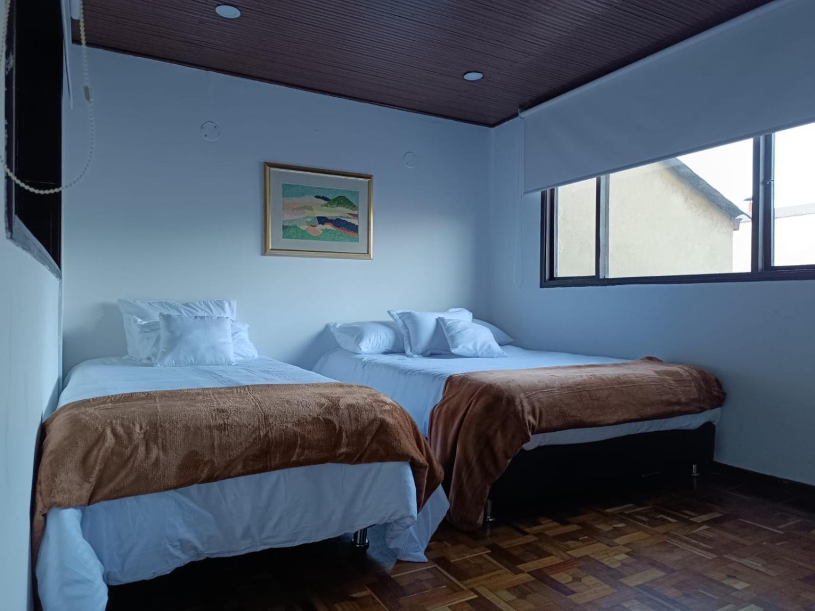 Art And Vitality House Direccion Correcta Calle 24a Bis No 44a 52 Bed and breakfast Bogotá