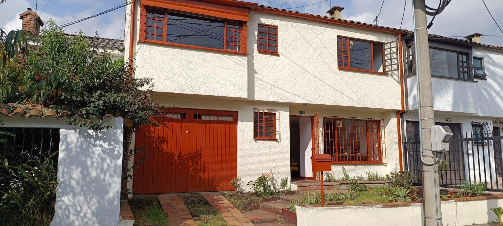 Bed and breakfast Art And Vitality House Direccion Correcta Calle 24a Bis No 44a 52
