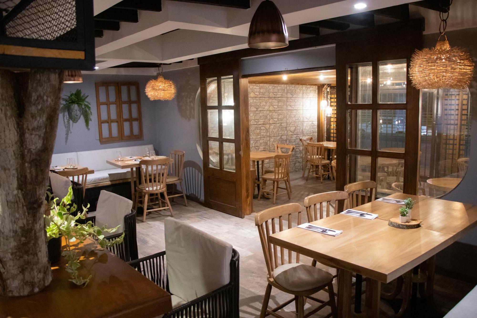 Hotel Marbore &