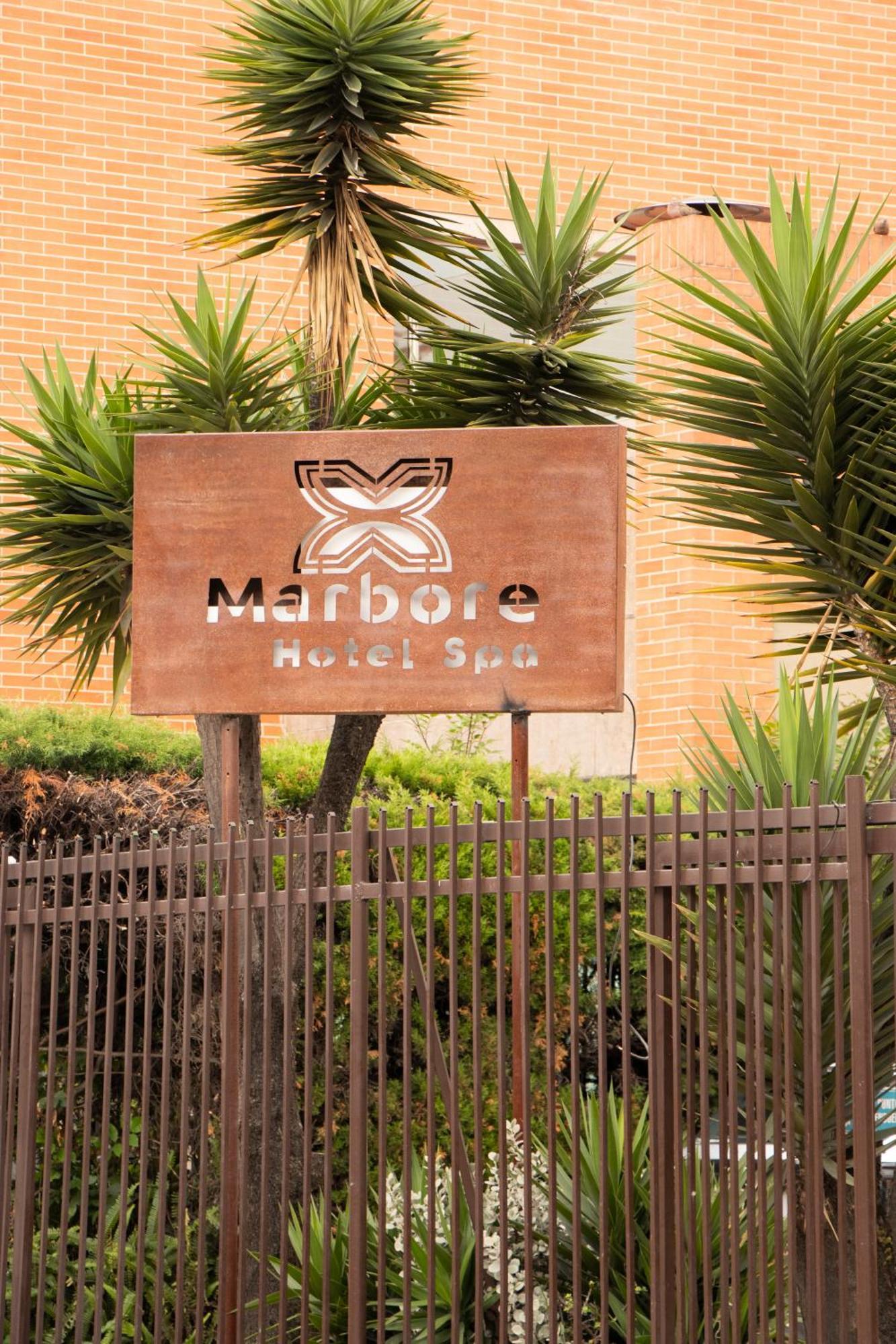Hotel Marbore &