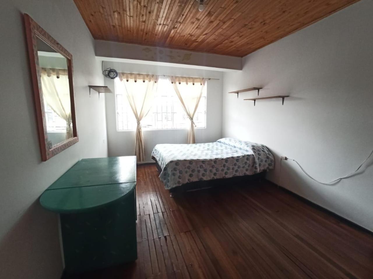 Pensión La Tremenda Casa