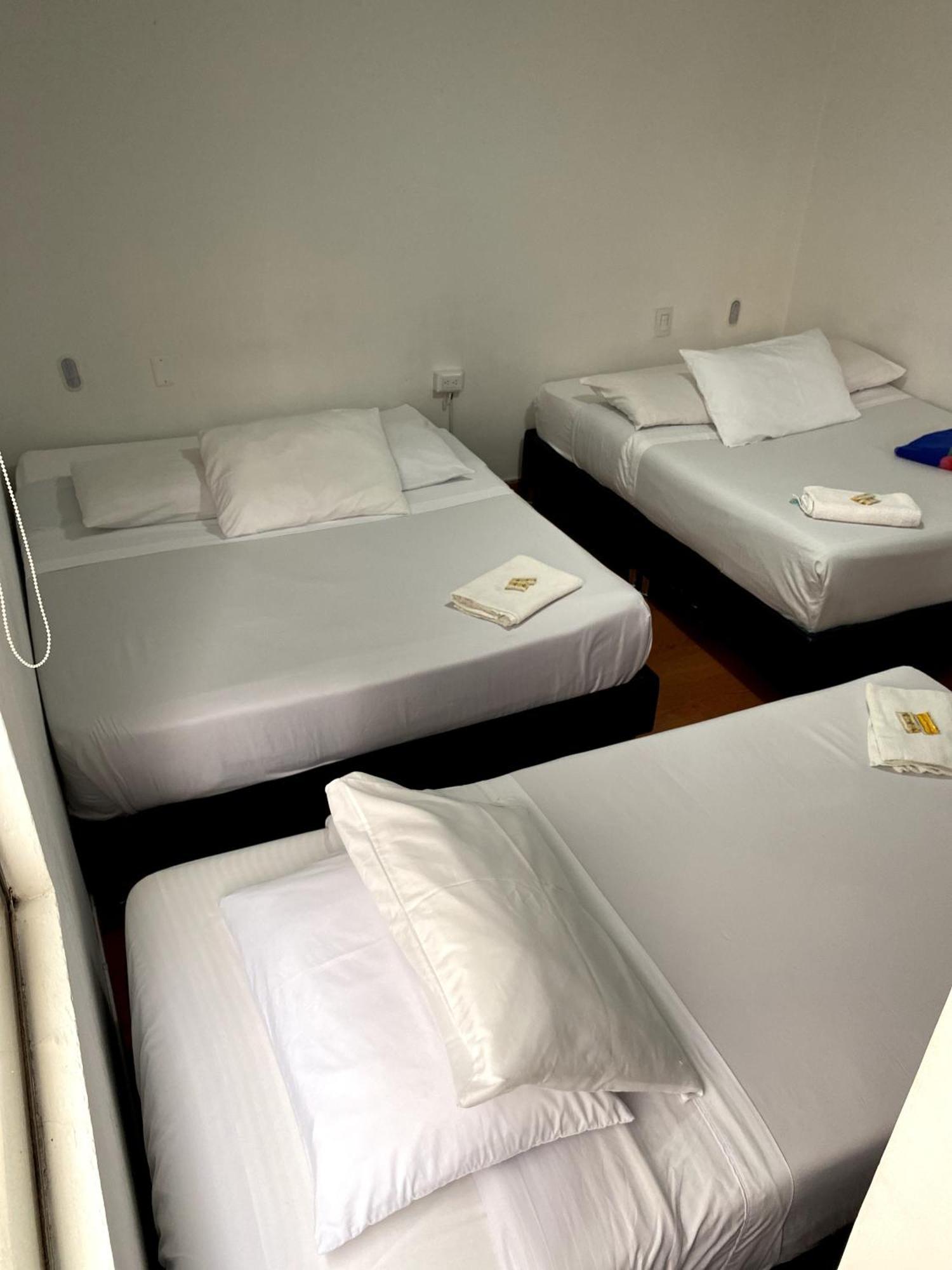 Hotel De 2*