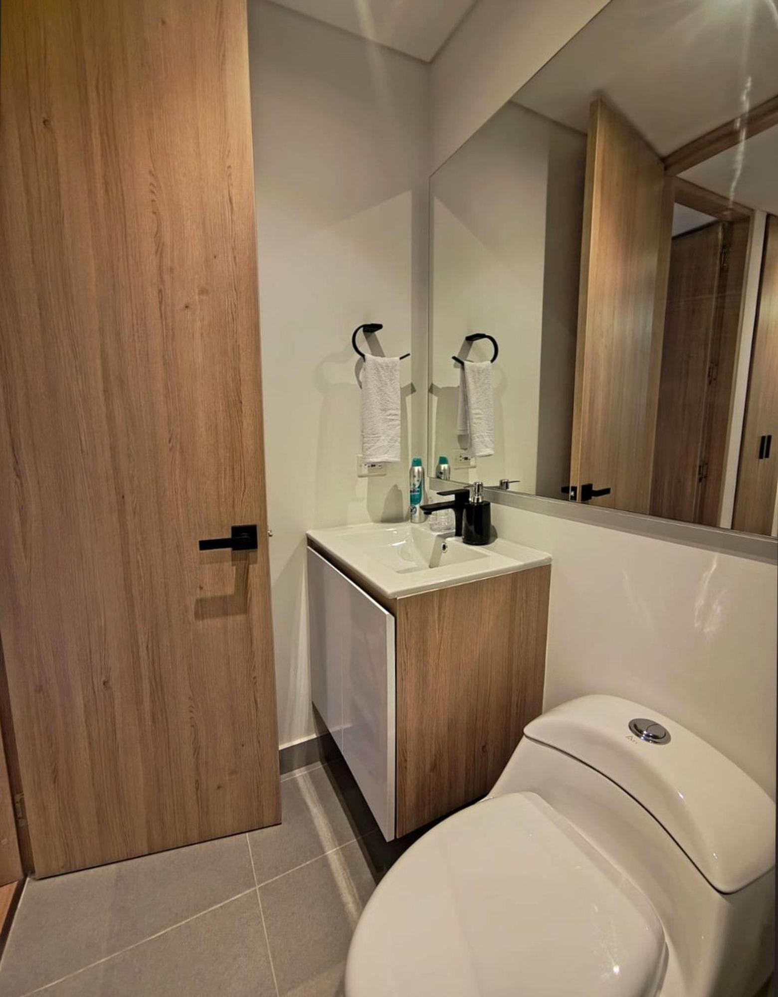 Apartamento Fantastico Apto, Dos Habitaciones, Usaquen *