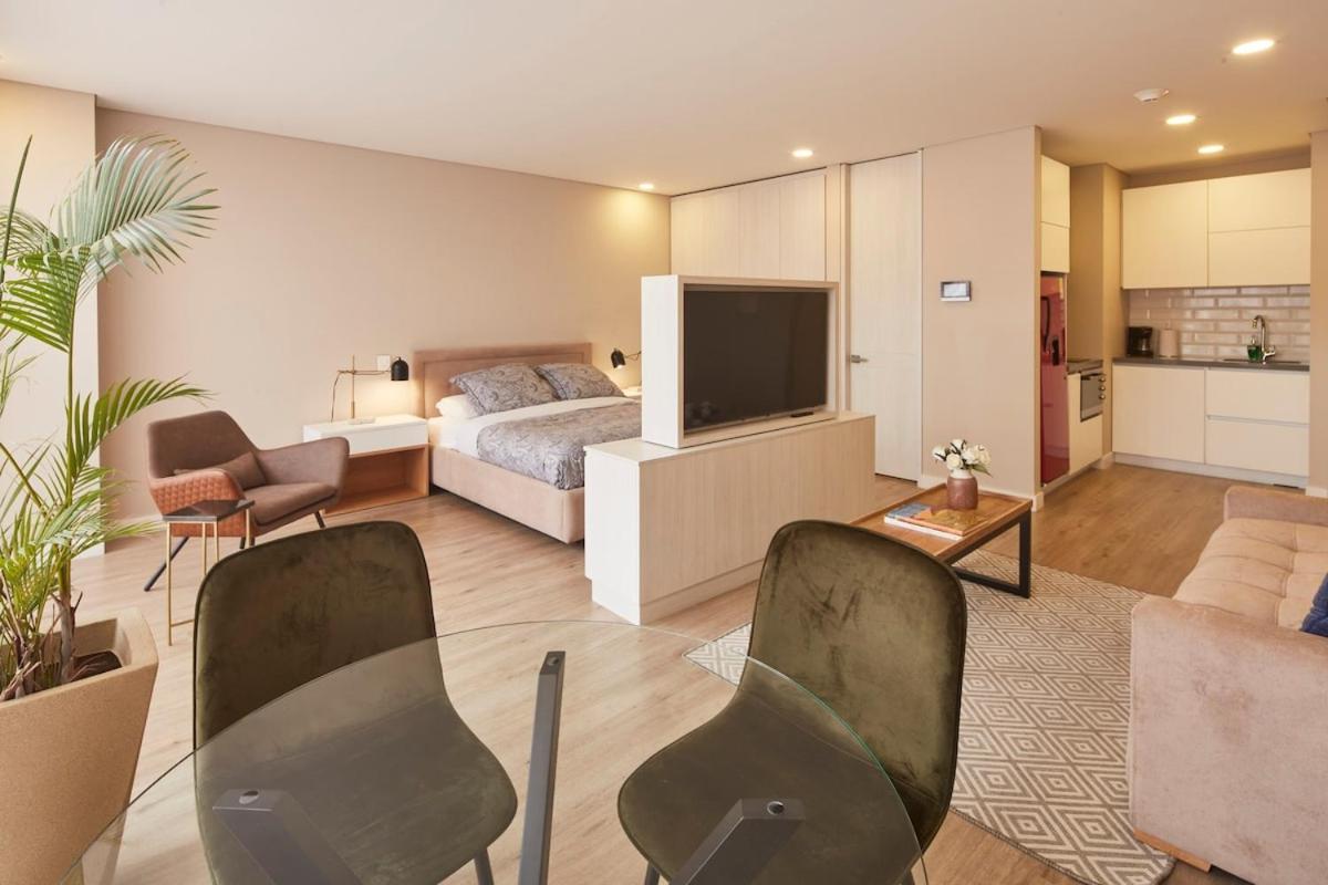 Chic Loft 701 Steps From El Virrey Park By Letoh