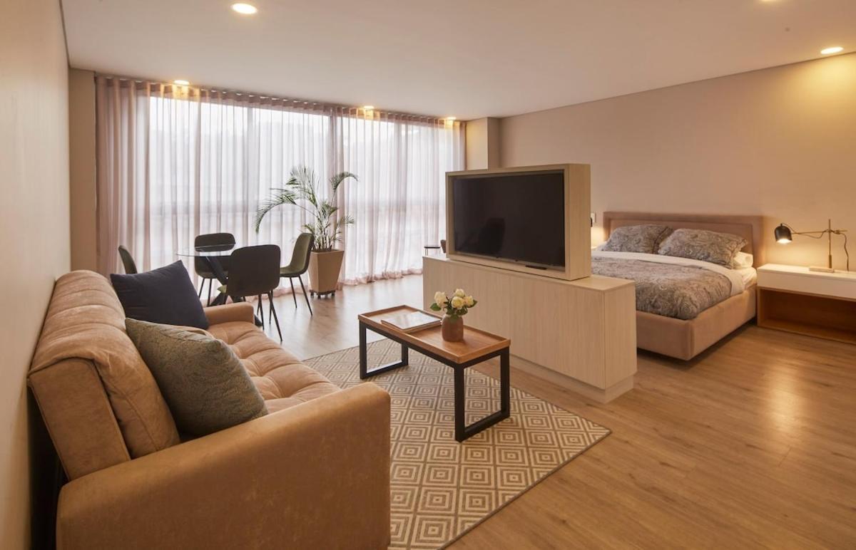 Apartamento Chic Loft 701 Steps From El Virrey Park By Letoh Bogotá