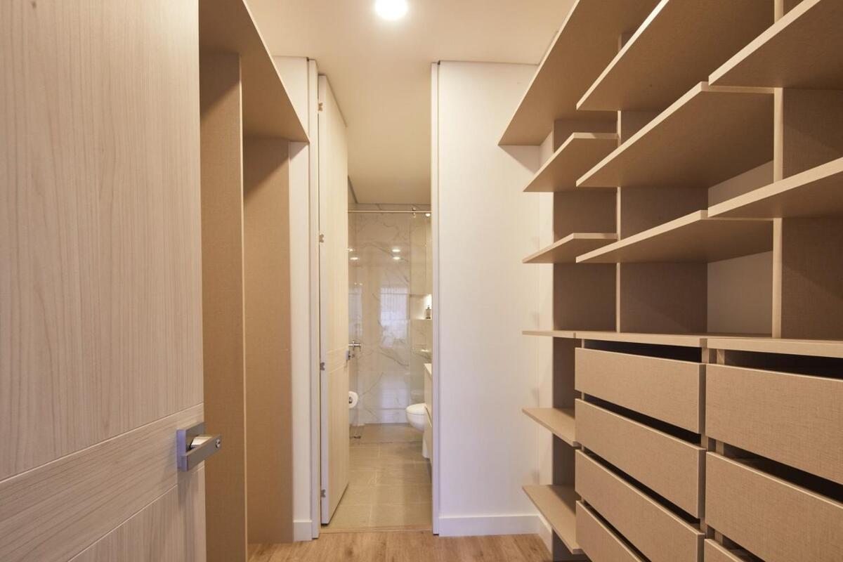 Apartamento Elegant 2-bedroom Loft 604 With Stunning Park View Bogotá