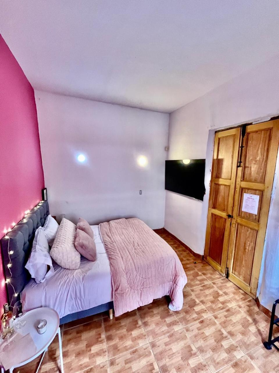 Eve Hostal *