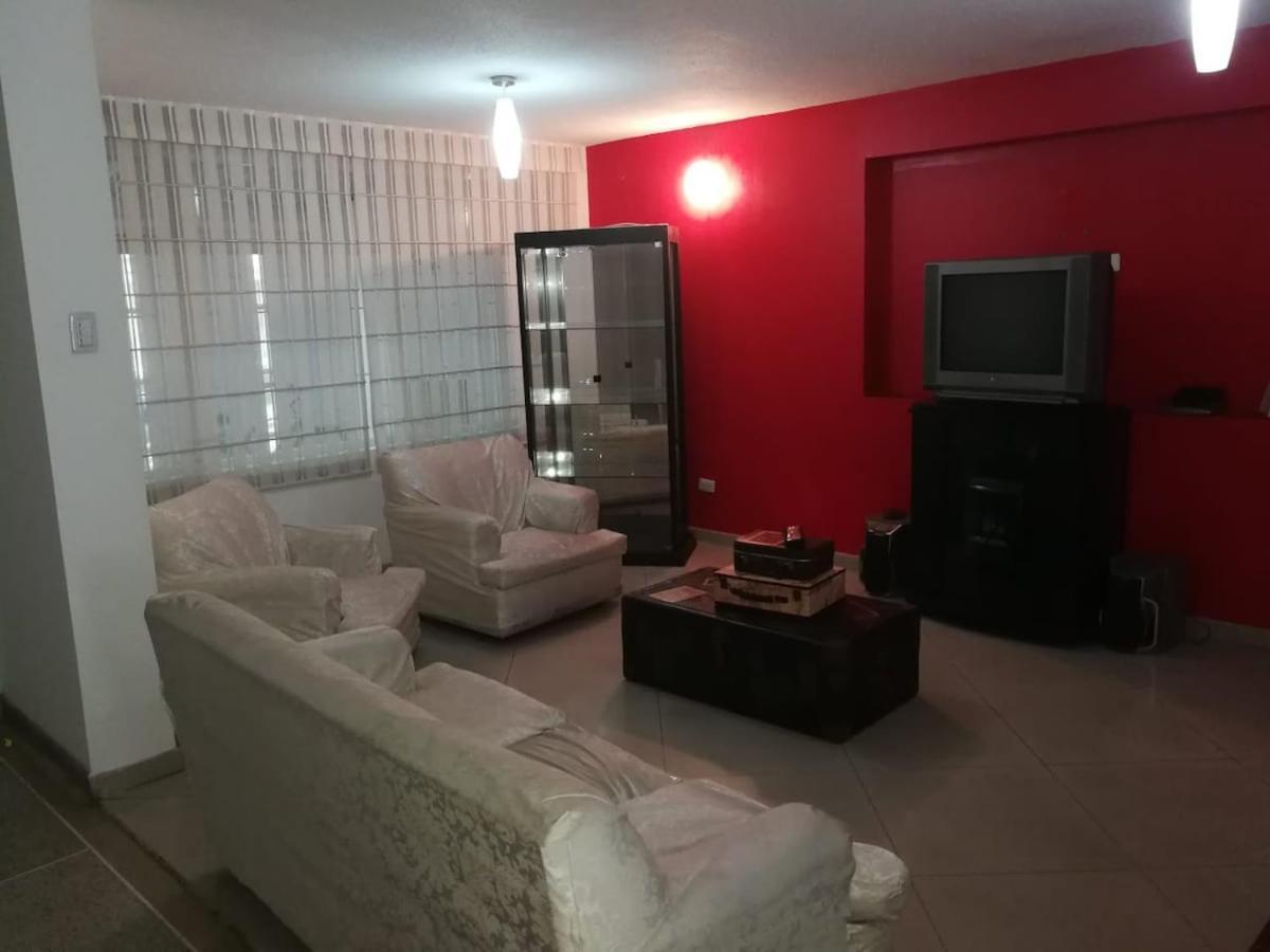 Bienvenidos A La Casa De Rosa Cerca Al Aeropuerto Welcome To Rosas House Close To The Airport Apartamento *