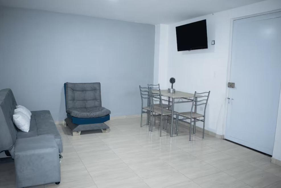 Apartamento De 5 Estrellas Cerca Del Aeropuerto, Wifi, Cowork En