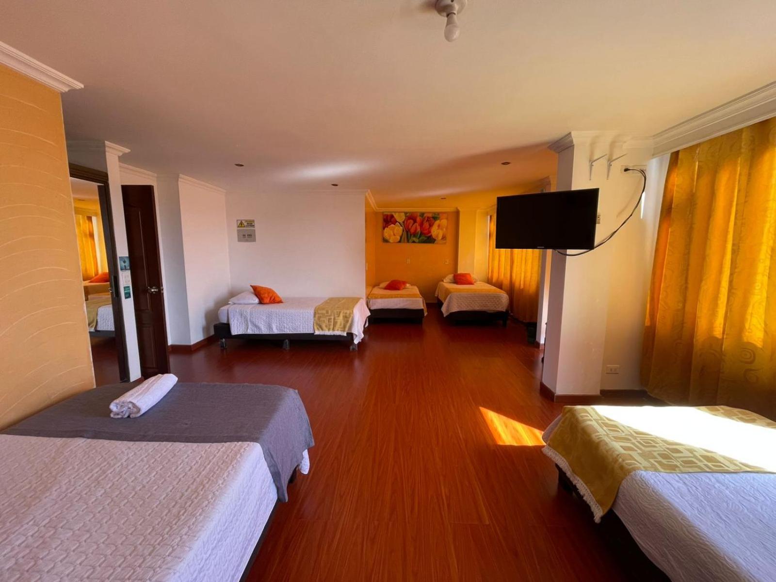 Hotel Ejecutivo 63 In Bogotá