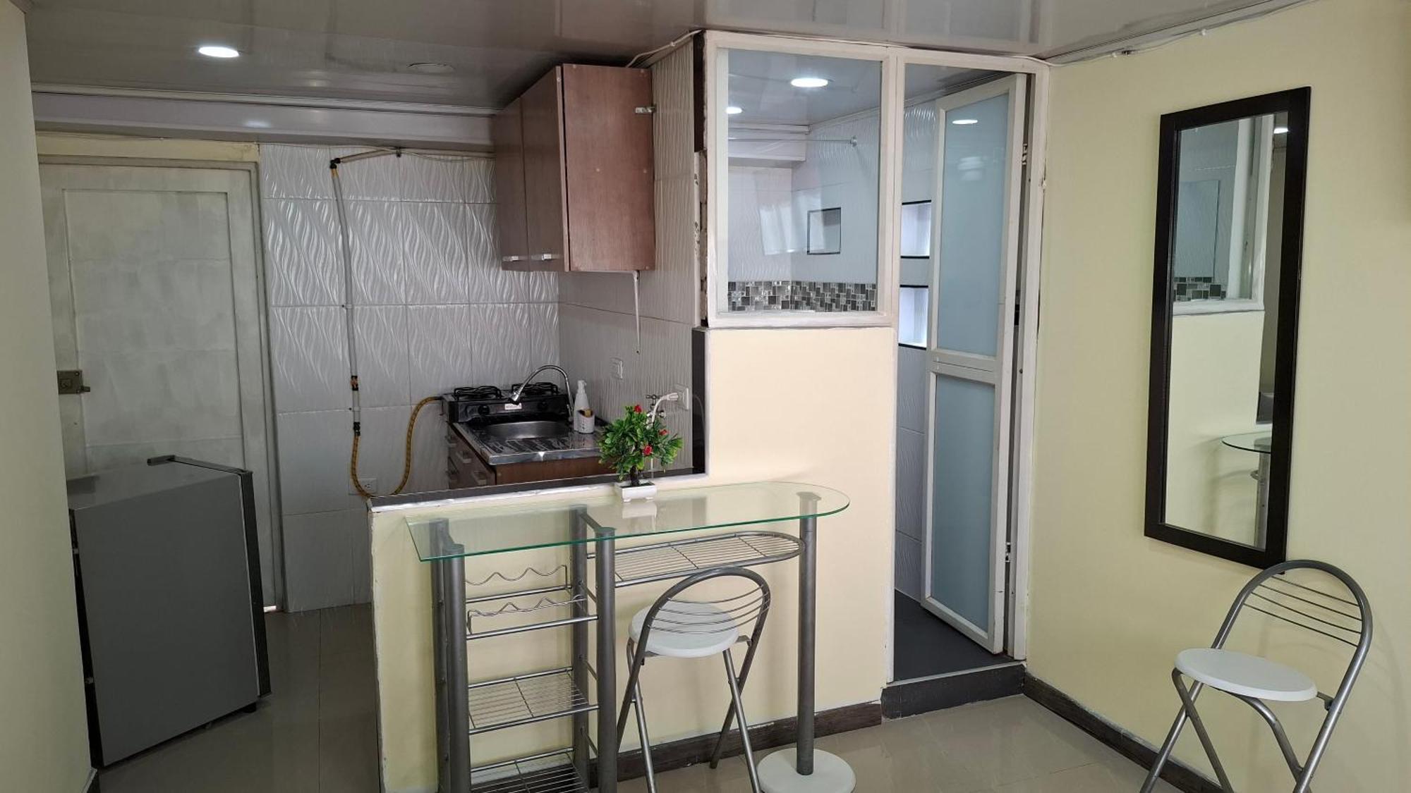 Y Muy Cerca Del Aeropuerto Apartamento