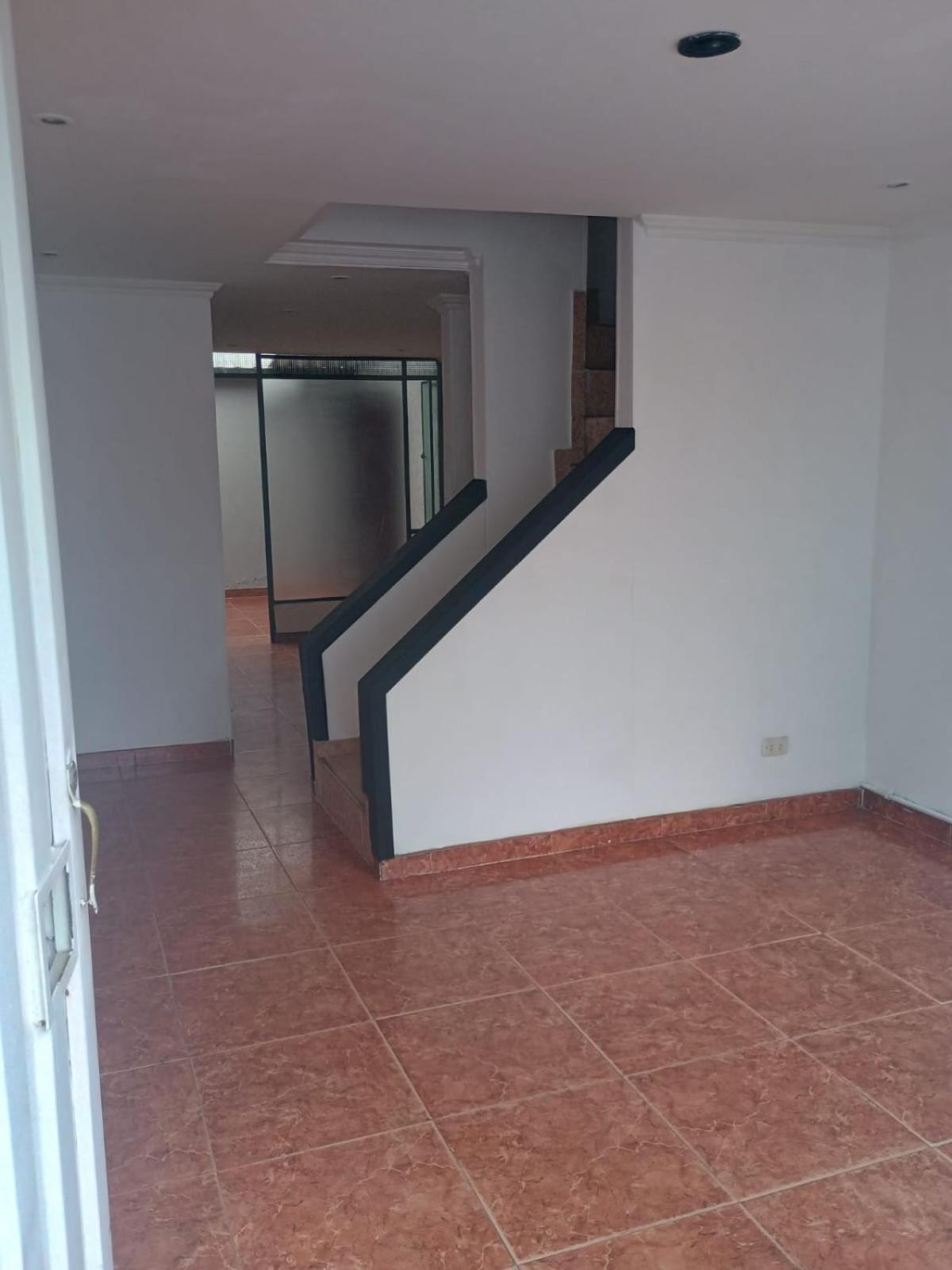 Grande Y Calida 2 O 3 Personas Habitación en casa particular Bogotá