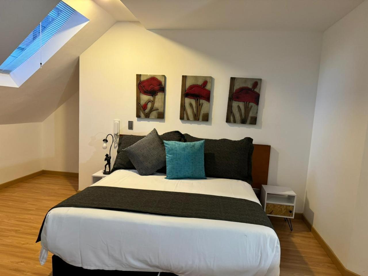 Cs - Lujoso Duplex Apto 504