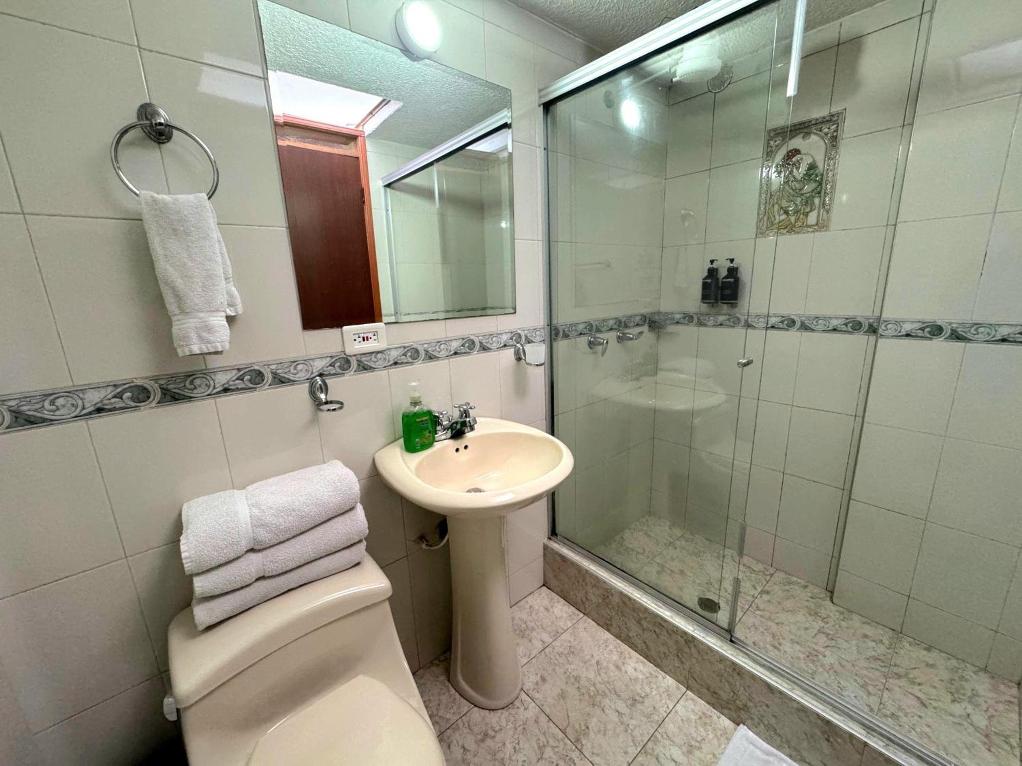 Oporto 83 Hotel Bogotá