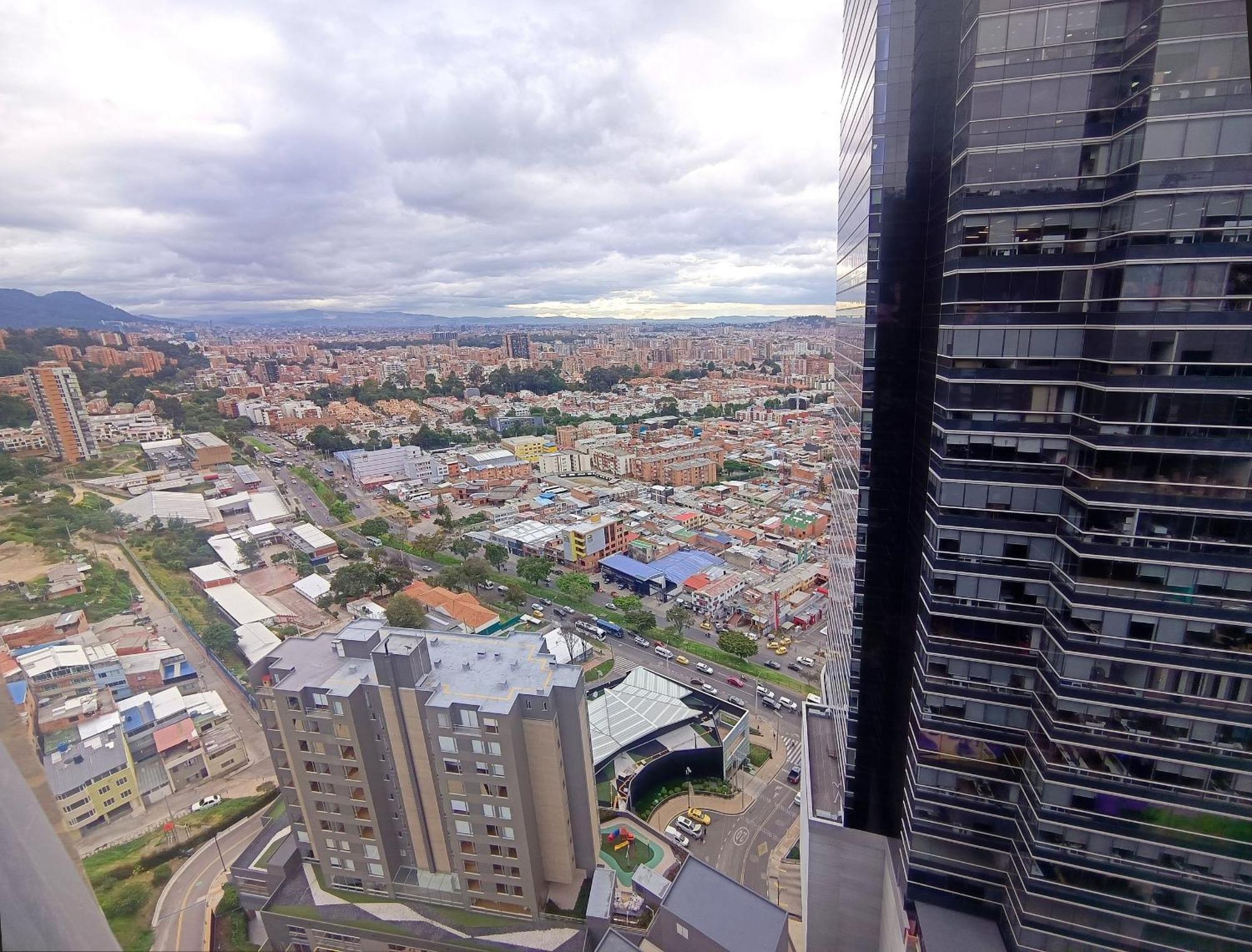Apartamento Confort Con Balcon Panoramico, Parking, Usaquen Bogotá