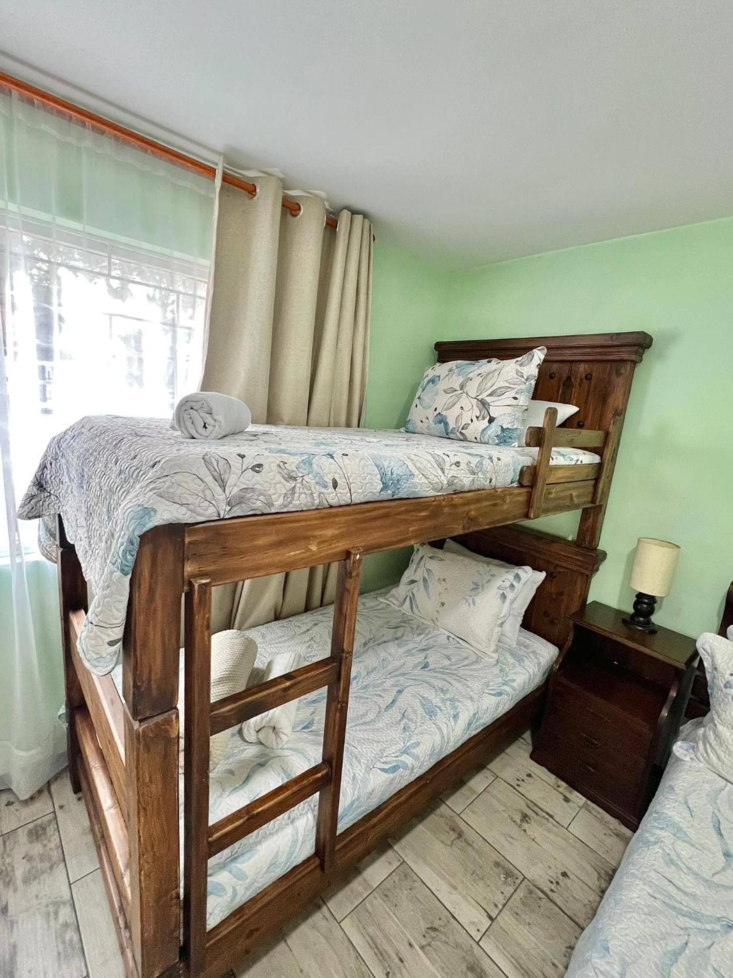 Carolinas House Teusaquillo Hotel *