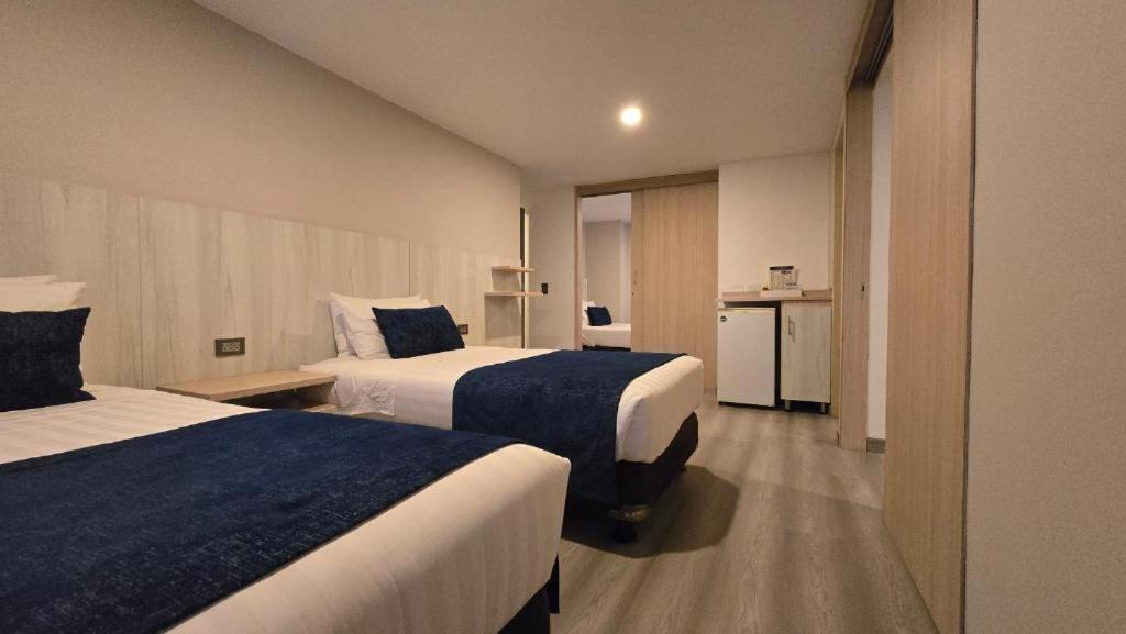 Confort 80 Zona Rosa Hotel 3*
