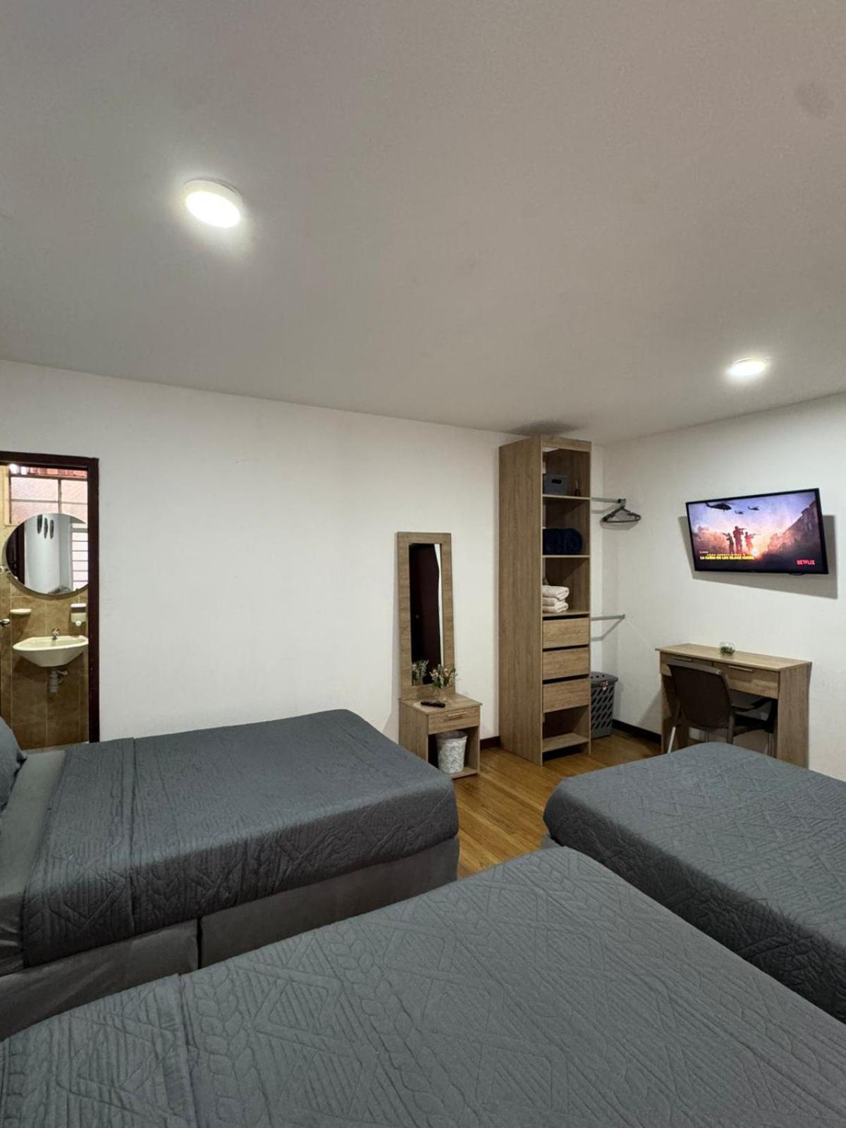 Hostelfc San Luis Pensión Bogotá