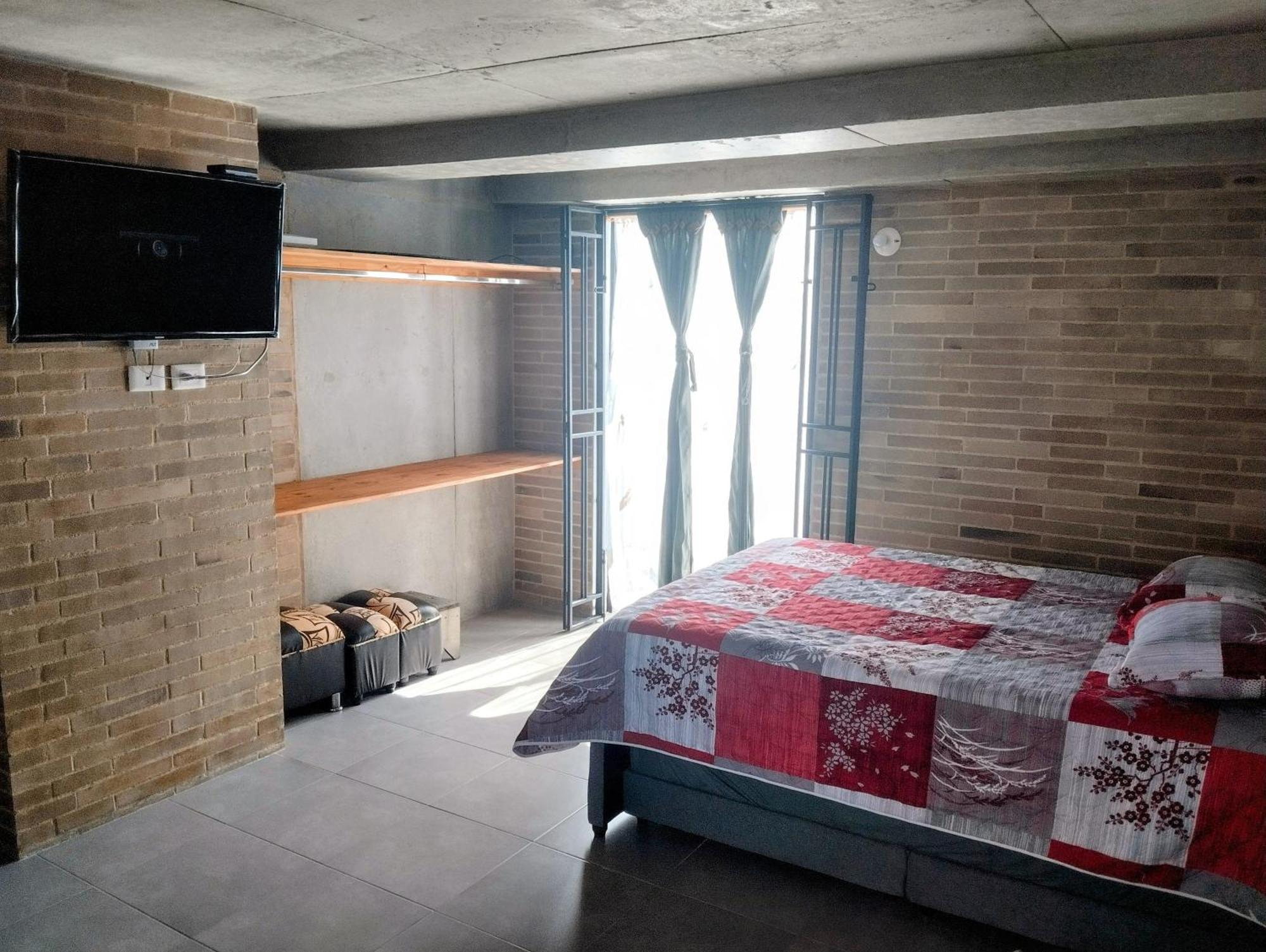 Comodo Loft Diseno Industrial Con Terraza Privada Bogotá